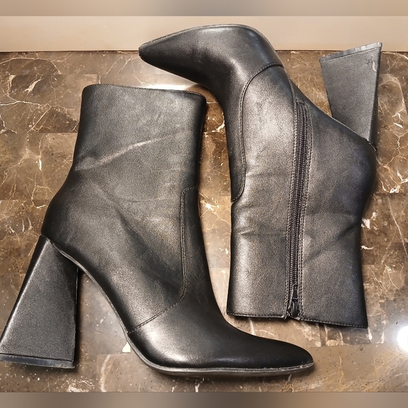 Bella Marie Shoes - Sleek Black Heeled Boots for Women